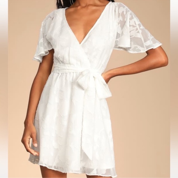 Lulu's White Flutter Sleeve Mini Dress Size Small - Picture 2 of 9